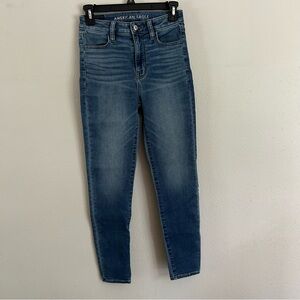 NWOT Women’s American Eagle Super Stretch Skinny Jeans